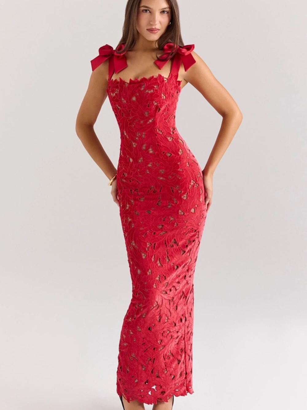 Elegant Red Lace Bow-Shoulder Evening Dress